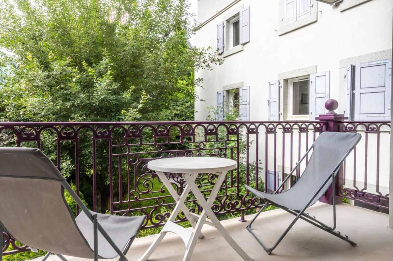 Villa Vallet- Newly Renovated 2 Bedroom Nestled Just Off The Main Street Chamonix Exterior foto